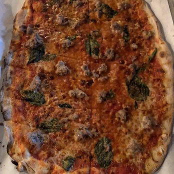 BAR - Medium sausage and basil - Pizza Near Me - New Haven, Connecticut