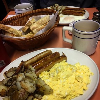 Cippy's Place - Our breakfasts were so good. And that basket of toast, yes please. - Breakfast & Brunch Near Me - Niagara Falls, Ontario