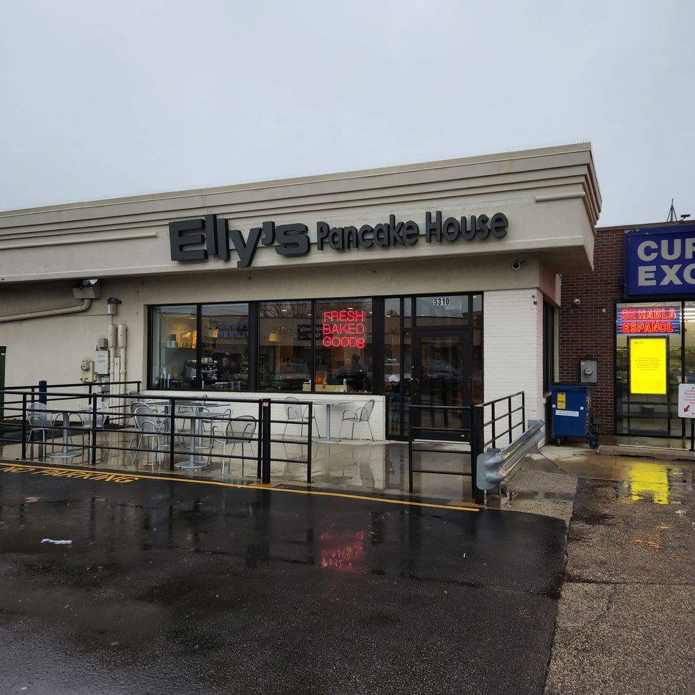 Elly's Pancake House - Breakfast & Brunch Near Me - Chicago, Illinois Elly's Pancake House - Breakfast & Brunch Near Me - Chicago, Illinois
