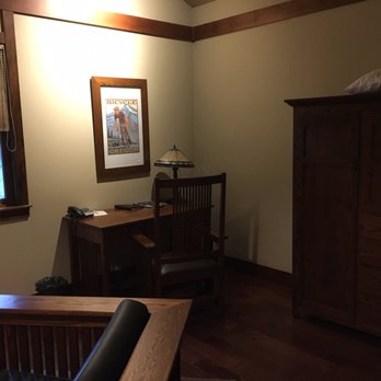 FivePine Lodge & Conference Center - Hotels Near Me - Sisters, Oregon FivePine Lodge & Conference Center - Hotels Near Me - Sisters, Oregon