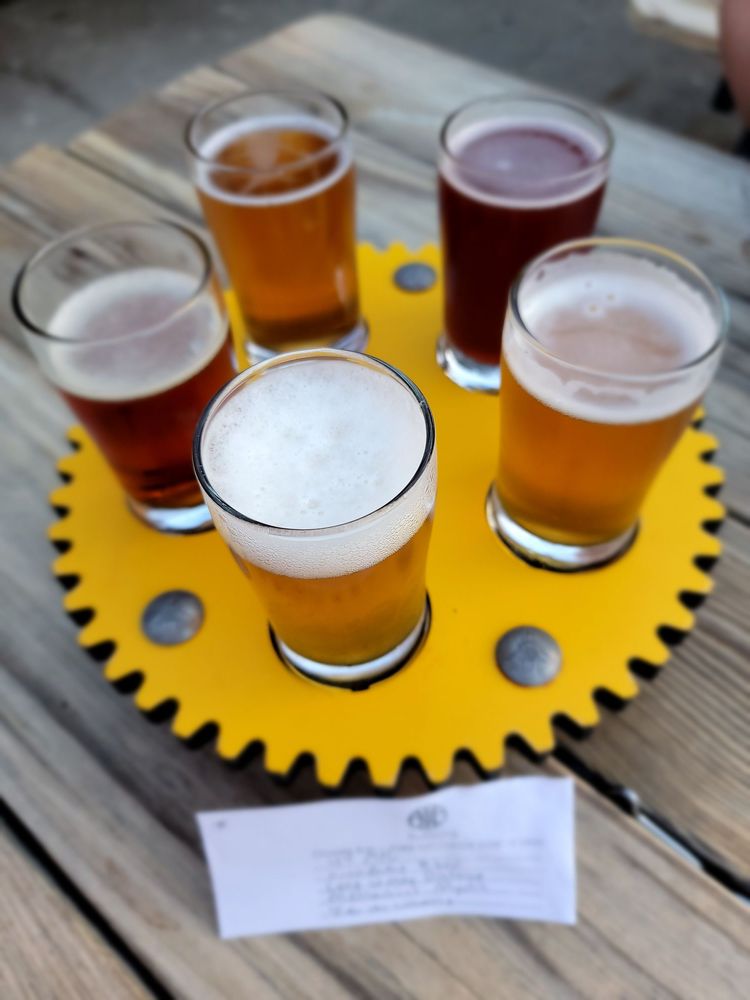 CRANK ARM BREWING COMPANY 288 Photos & 204 Reviews 319 W Davie St