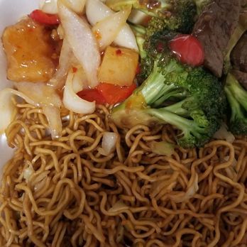 Panda Express - I asked for sweet and sour chicken. That's not it. Not much food in the container. - Chinese Near Me - Lompoc, California Panda Express - I asked for sweet and sour chicken. That's not it. Not much food in the container. - Chinese Near Me - Lompoc, California