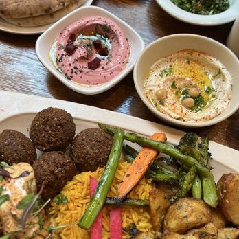 MAZRA - VEGGIE PLATE - Mediterranean Near Me - Redwood City, California MAZRA - VEGGIE PLATE - Mediterranean Near Me - Redwood City, California