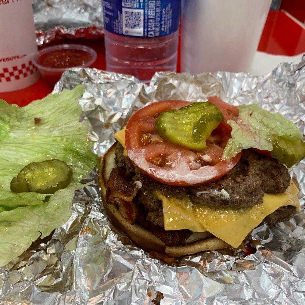 Yummy Burger! Yummy Burger!