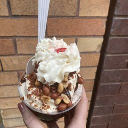 Hot Fudge Sundae