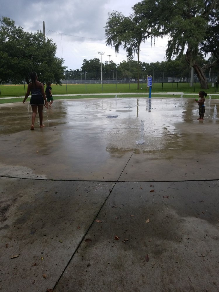 ALL PERSONS ROTARY PARK 17 Photos & 15 Reviews Parks 800 S