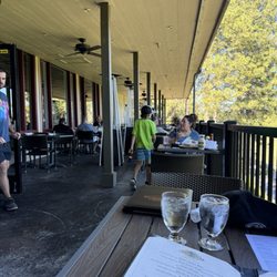 The Grill at Pine Mountain Lake - Love the outdoor seating area