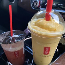 Mango smoothie and strawberry yogurt tea Mango smoothie and strawberry yogurt tea