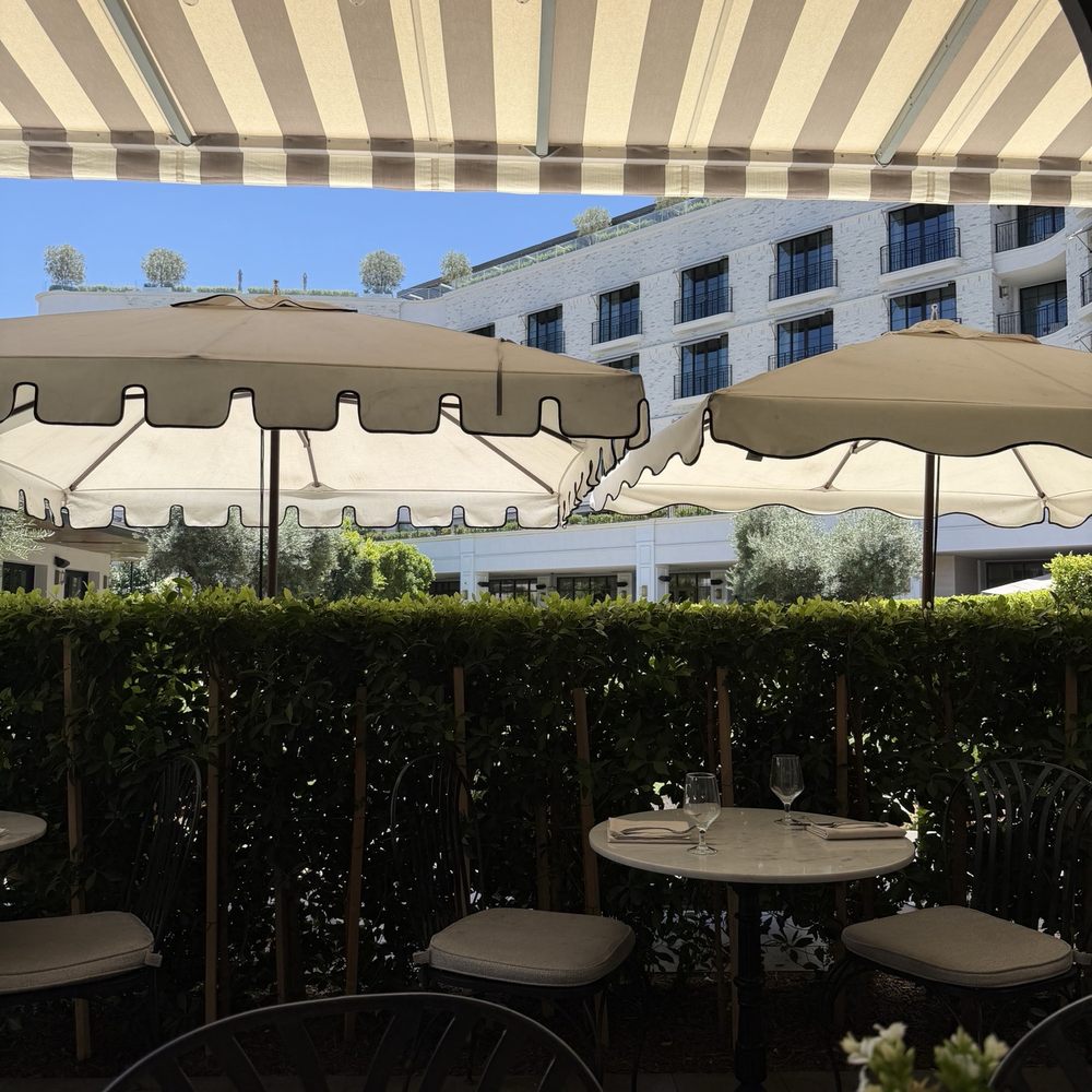 Le Ame - Outdoor seating - Steakhouses Near Me - Phoenix, Arizona Le Ame - Outdoor seating - Steakhouses Near Me - Phoenix, Arizona