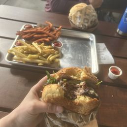 California Burger Garlic Fries