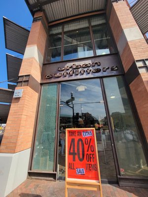 Urban Outfitters by null