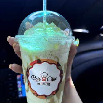 Cafe De Olla Bakery - 16 oz Pistachio Frappe sub almond milk - Patisserie/Cake Shop Near Me - Duarte, California
