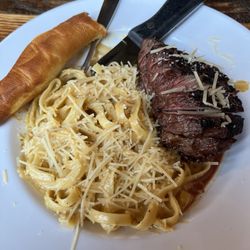 Maverick's Steak and Cocktails - Blackened Maverick Fettuccine ( I think)