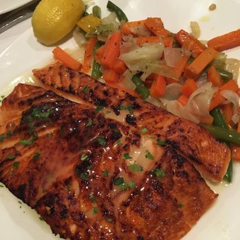 El Cid - Over cooked and dry salmon. Portions are enormous but what good is it if it's served over cooked and dry?? - Spanish Near Me - Paramus, New Jersey