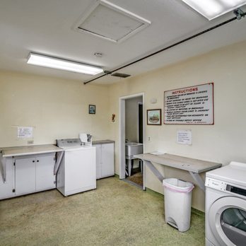 Chalet Village - Mobile Home Parks Near Me - Springfield, Oregon