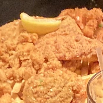 Pappadeaux Seafood Kitchen - Sampler Platter, 8.13.2022. - Seafood Near Me - Phoenix, Arizona