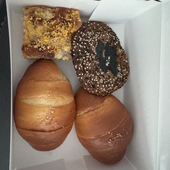 Tano - Salt Bread, Sesame Toffee Cookie, Salted Egg Focaccia - Bakeries Near Me - San Francisco, California Tano - Salt Bread, Sesame Toffee Cookie, Salted Egg Focaccia - Bakeries Near Me - San Francisco, California