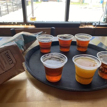 Three Heads Brewing - Beer Flight and chips - Breweries Near Me - Rochester, New York