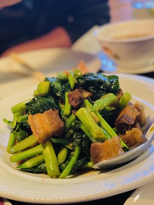 LucKi Thai Bistro by null