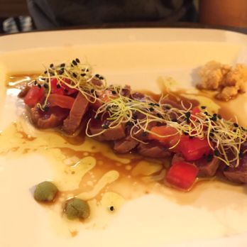 El Aguador - Tataki de atún. Ni fu ni fa - Spanish Near Me - Seville, SE El Aguador - Tataki de atún. Ni fu ni fa - Spanish Near Me - Seville, SE