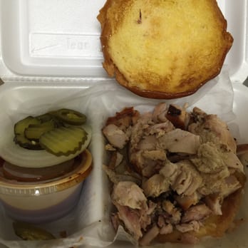 Gatlin's BBQ - Pulled chicken sandwich - Barbeque Near Me - Houston, Texas Gatlin's BBQ - Pulled chicken sandwich - Barbeque Near Me - Houston, Texas