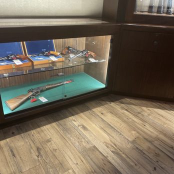 Cabela's - Inside - Outdoor Gear Near Me - Buda, Texas