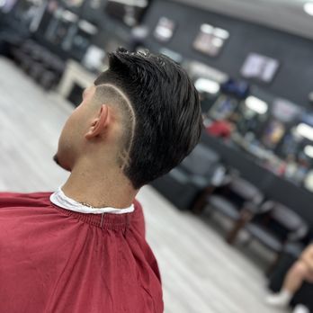 Jordan's Barbershop - Haircut slick back burstfade - Barbers Near Me - Phoenix, Arizona Jordan's Barbershop - Haircut slick back burstfade - Barbers Near Me - Phoenix, Arizona