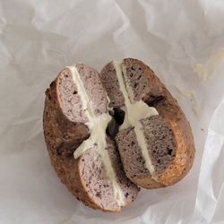 Yuu Tea Cafe - Blueberry with sweet dream cream cheese