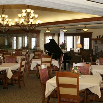 The Inn at CoalRidge - Main dining room. - Retirement Homes Near Me - Wadsworth, Ohio The Inn at CoalRidge - Main dining room. - Retirement Homes Near Me - Wadsworth, Ohio