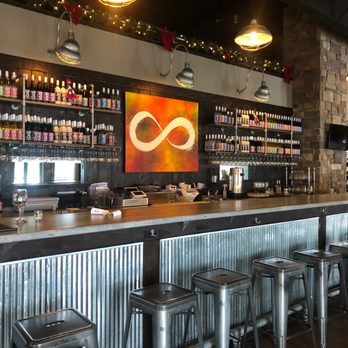 Infinity Beverages Winery & Distillery - Bar in Tasting Lounge - Wine Tasting Room Near Me - Eau Claire, Wisconsin