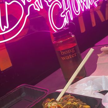 The Chow Mein Guy - Outside seating - Noodles Near Me - Los Angeles, California