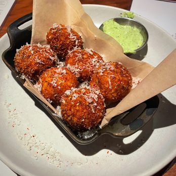North Italia - I think the Cacio e Pepe Arancini was the best thing we ate, which is saying a lot! They are so crispy on the outside and creamy inside! - Italian Near Me - Franklin, Tennessee North Italia - I think the Cacio e Pepe Arancini was the best thing we ate, which is saying a lot! They are so crispy on the outside and creamy inside! - Italian Near Me - Franklin, Tennessee