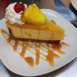 Pineapple cheesecake