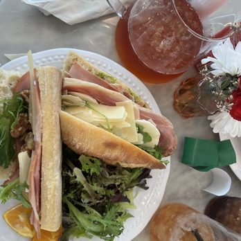 Le Petit Paris San Pablo - French Near Me - Jacksonville, Florida Le Petit Paris San Pablo - French Near Me - Jacksonville, Florida