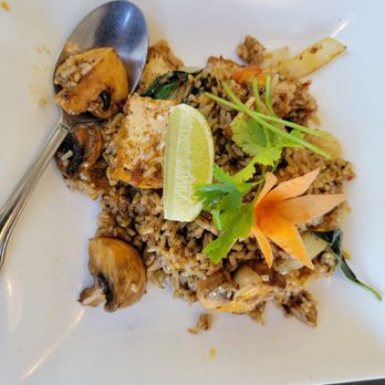 Yellow Curry Cozy Thai - Basil fried rice. Very tasty! - Thai Near Me - Seaside, Oregon Yellow Curry Cozy Thai - Basil fried rice. Very tasty! - Thai Near Me - Seaside, Oregon