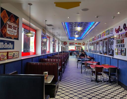 Portillo's Avondale by null