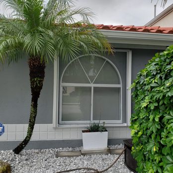 JR Shutter Services - Shutters Near Me - Homestead, Florida JR Shutter Services - Shutters Near Me - Homestead, Florida