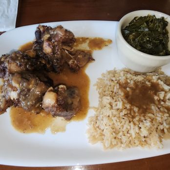 Big Man's Cafe - Oxtails, white rice w/ gravy, collard greens - Southern Near Me - Ocala, Florida