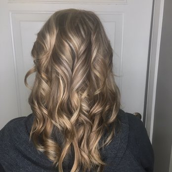 Di la Bella Salon - Hair Salons Near Me - Chesterton, Indiana Di la Bella Salon - Hair Salons Near Me - Chesterton, Indiana