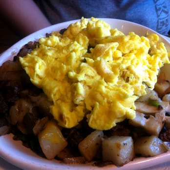 Rise n Dine - Rise n'Dine skillet w/scrambled eggs - American Near Me - Wheeling, Illinois