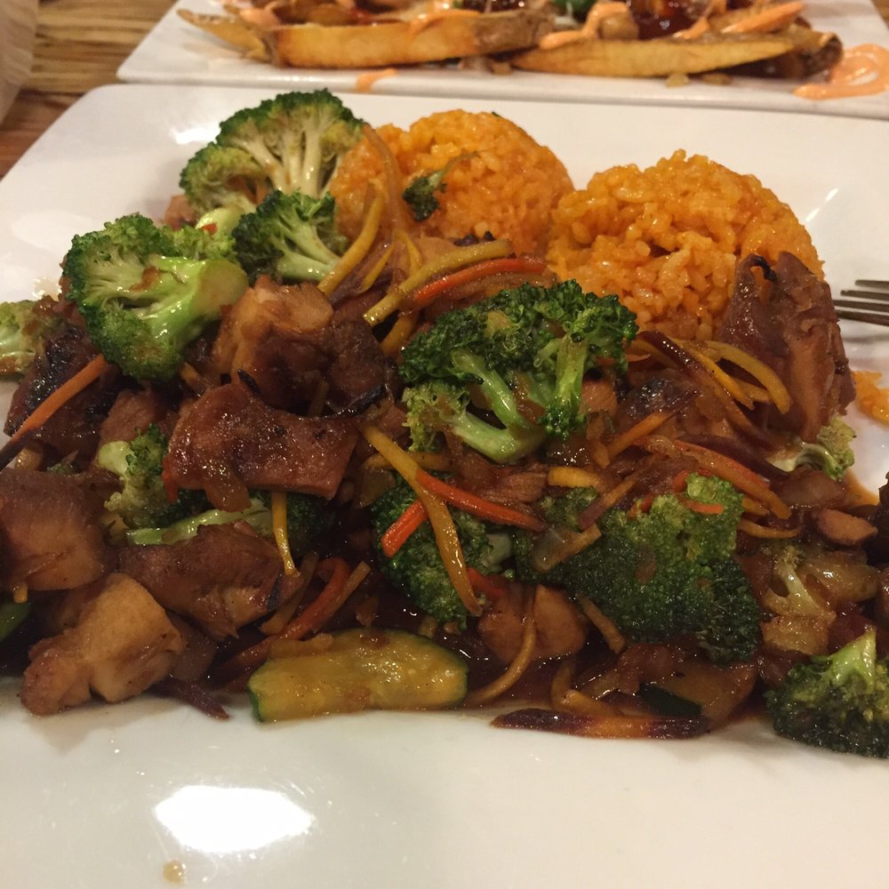 Guahan Grill - Chicken stir fry with red rice - Barbeque Near Me - Oceanside, California Guahan Grill - Chicken stir fry with red rice - Barbeque Near Me - Oceanside, California