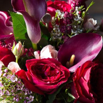 P.S. Flowers & Balloons - Close up of bride bouquet. - Florists Near Me - Wauconda, Illinois P.S. Flowers & Balloons - Close up of bride bouquet. - Florists Near Me - Wauconda, Illinois
