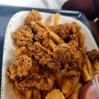 Orleans Seafood Kitchen - Fried oysters - Cajun/Creole Near Me - Katy, Texas