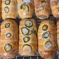 Donut Palace - Glazed boudin kolaches