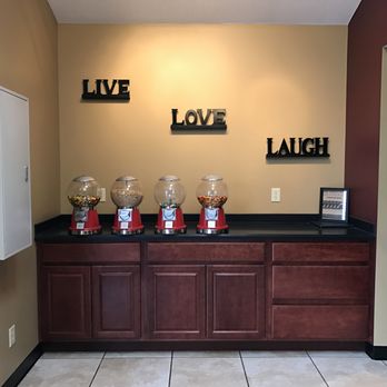 Thompson Brothers Auto Sales - Lobby - Used Car Dealers Near Me - Lafayette, Indiana Thompson Brothers Auto Sales - Lobby - Used Car Dealers Near Me - Lafayette, Indiana