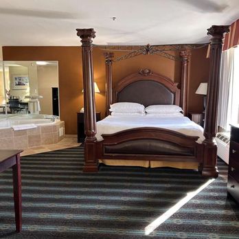 Express Inn Leesville Ft Johnson - King with Whirlpool Tub - Hotels Near Me - Leesville, Louisiana Express Inn Leesville Ft Johnson - King with Whirlpool Tub - Hotels Near Me - Leesville, Louisiana