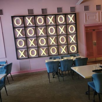 XOXO Dining Room - Inside - New American Near Me - Dallas, Texas XOXO Dining Room - Inside - New American Near Me - Dallas, Texas