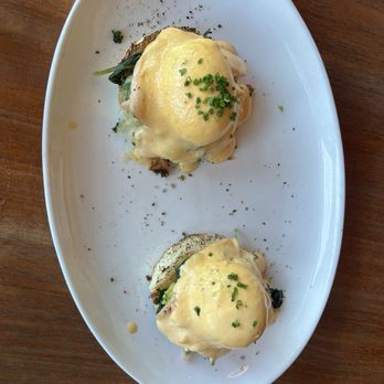 Saizon - Eggs Benedict - New American Near Me - Fresno, California
