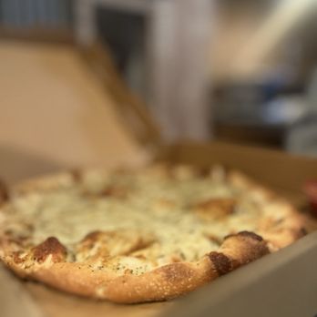 Jasper Pizza - Garlic cheese bread - Pizza Near Me - Jasper, Arkansas Jasper Pizza - Garlic cheese bread - Pizza Near Me - Jasper, Arkansas