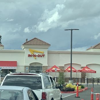 In-N-Out Burger - 1 hr in the drive through - Burgers Near Me - Keizer, Oregon In-N-Out Burger - 1 hr in the drive through - Burgers Near Me - Keizer, Oregon